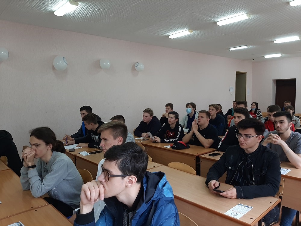 Абитуриенты на дне открытых дверей кафедры АКИТ 2021