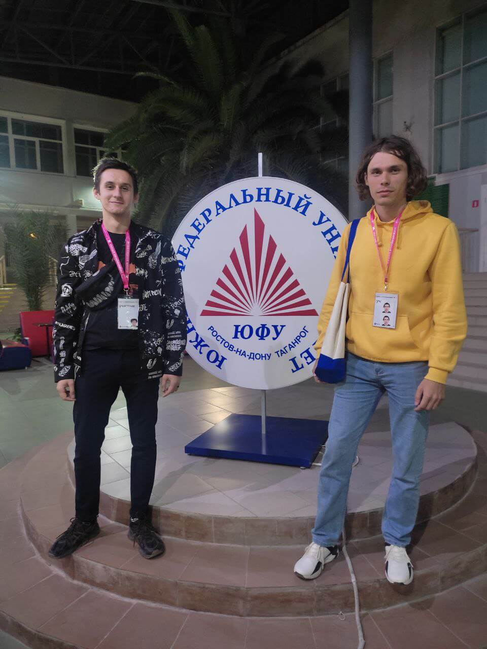 Жеребцов А.И. и Усенко Я.В. на Всероссийском молодежном форуме ИТ-технологий «Фича»